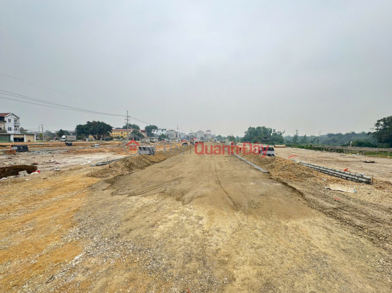 Selling 60m² of land in Group 11, Quang Minh. Located near the service land area currently being leveled. Sales Listings