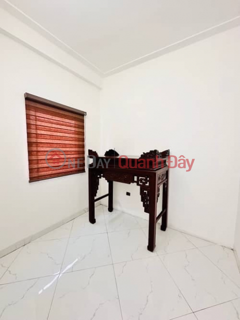 For just over 7 billion VND, you can own a 37m2, 5-story house with an elevator, 30m from a road accessible by car, in Tay Thang Long - Phuc Ly area. _0