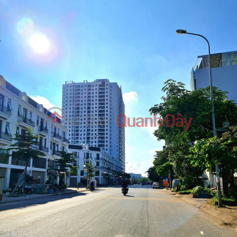 5-storey house with 500m2 floor, 100m2 of surface land in Thanh Trung, Trau Quy, Gia Lam. Contact 0936098052 _0