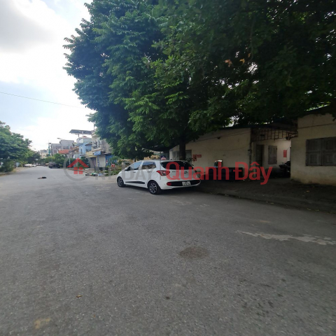 Rare and hard to find. 62m2 Trau Quy, Gia Lam center, car access only a little over 7 billion. Contact 0989894845 _0