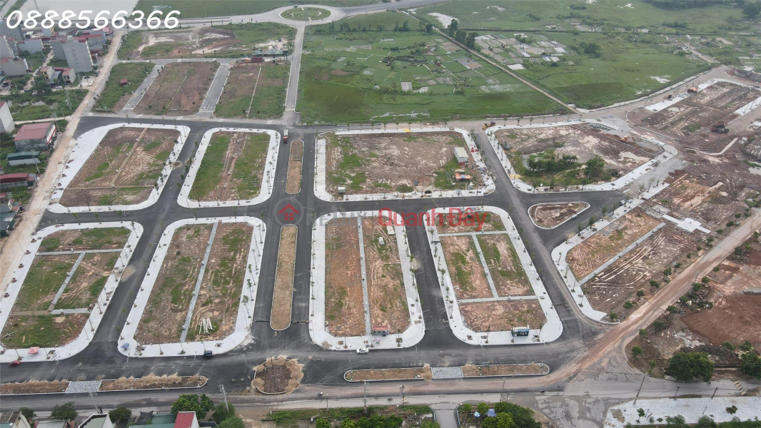 Selling land next to Quang Chau industrial park with red book each lot, Vietnam Sales ₫ 1.9 Billion