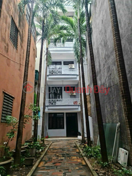 OWNER For Rent 4-storey House On Ong Ich Khiem Street, Thanh Khe District, DA NANG Rental Listings