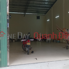 The owner needs to rent out a business\/warehouse at Thach Ban right at the foot of Vinh Tuy bridge _0