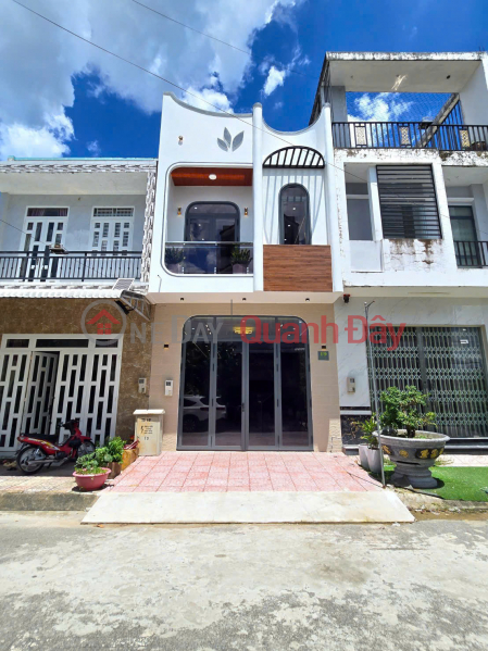 Stunning house in Tay Do Cultural Residential Area - 3 bedrooms - Fully furnished with high-end furniture - Price 4.26 billion VND Sales Listings