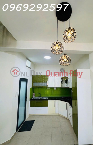 Nhà HXH CMT8 Quận 10 - 35m² - 2 Tầng - Sổ Vuông Đẹp - Gần Mặt Tiền - Chỉ Nhỉnh 6 Tỷ - LH Ngay! Niêm yết bán