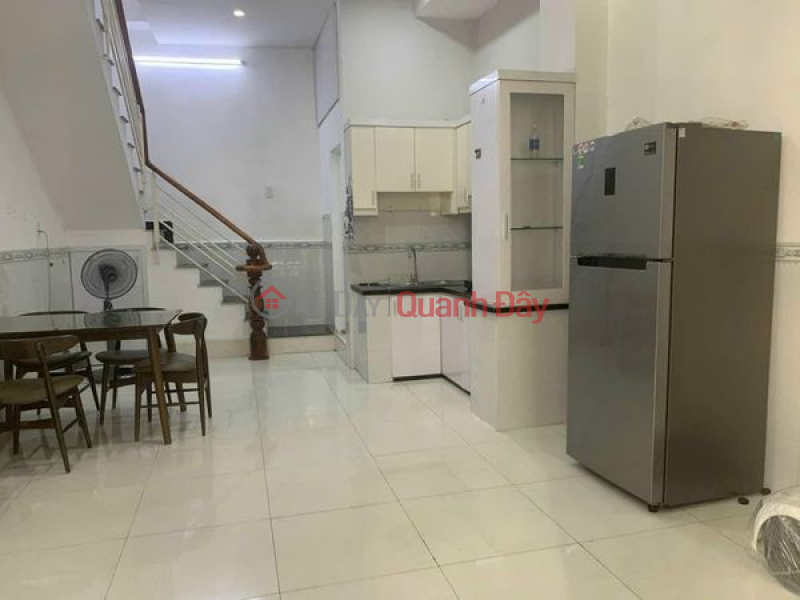 Whole house for rent in Alley 95 Le Van Luong Rental Listings