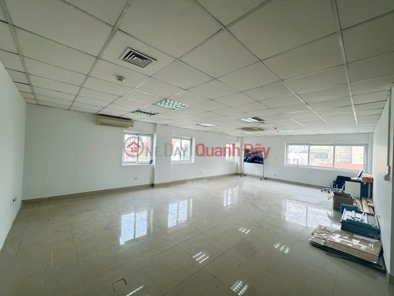 OFFICE FOR RENT 80M² – HT BUILDING, 28 XUAN LA, TAY HO Vietnam Rental đ 15 Million/ month