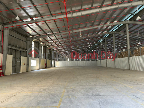 Warehouse for rent 3000m2 with AUTOMATIC FIRE PROTECTION SYSTEM, ACCEPTANCE PRICE 7x,000 VND\/m2 _0