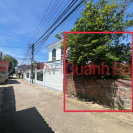 OWNER NEEDS TO SELL 121.9M2 LAND LOT IN TIEN TRUONG-THUY XUAN TIEN-CHUONG MY-HANOI _0