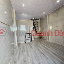 Binh Thanh Ward 5 Cho Cay Queo - ground floor 3 floors - 3 bedrooms - car only 40m away - 2.65 billion. _0