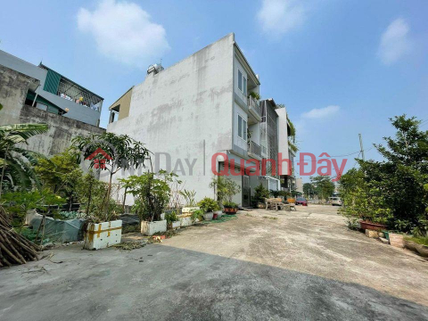 Land for sale 62m, residential area Nguyen Khe Dong Anh, village edge, canal view _0