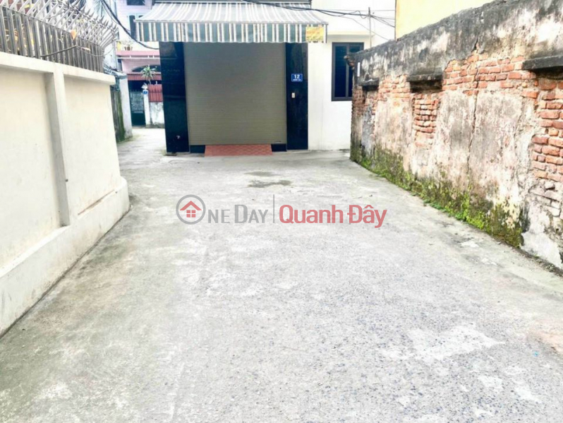 đ 3 Billion | For sale 3-storey house with beautiful design and construction on Nguyen Luong Bang alley, Hai Duong city