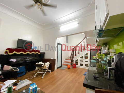 Vu Trong Phung townhouse, Thanh Xuan, super nice, car free 37M x 5 floors 5.7 Billion. _0