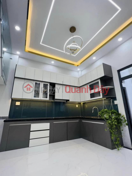 đ 2.9 Billion, Selling a townhouse in the center of Thuan An City, Binh Duong for only 960 million with house certification