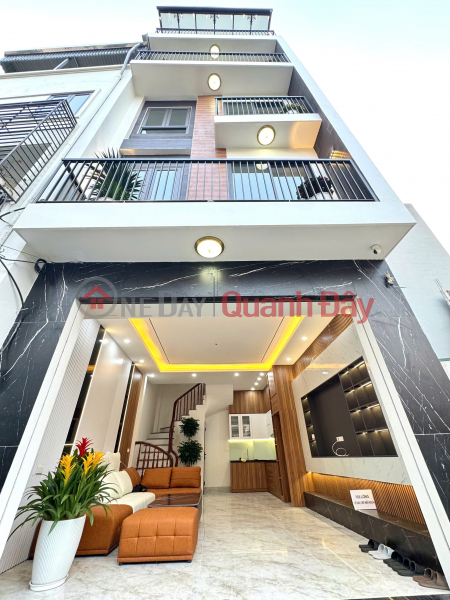 BÁN NHÀ 5 TẦNG FULL NỘI THẤT- Ô TÔ ĐỖ CỬA 39m2 X 7.6 tỷ.Phúc Lợi-Long Biên. Niêm yết bán