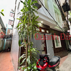 House for rent on Bach Dang alley - Hai Ba Trung, 50m2 x 5 floors, 5 bedrooms, 4 bathrooms, price 14 million Ctl 0377526803 _0