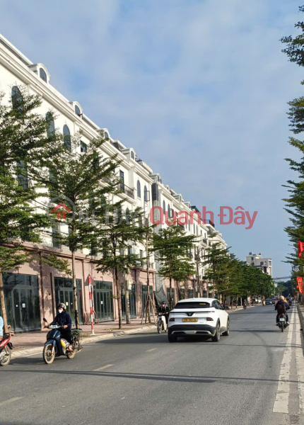 Liền kề Sơn Đồng Center 84m2-5 tầng, Vỉa hè ô tô tránh, giá 12.1 tỷ Niêm yết bán