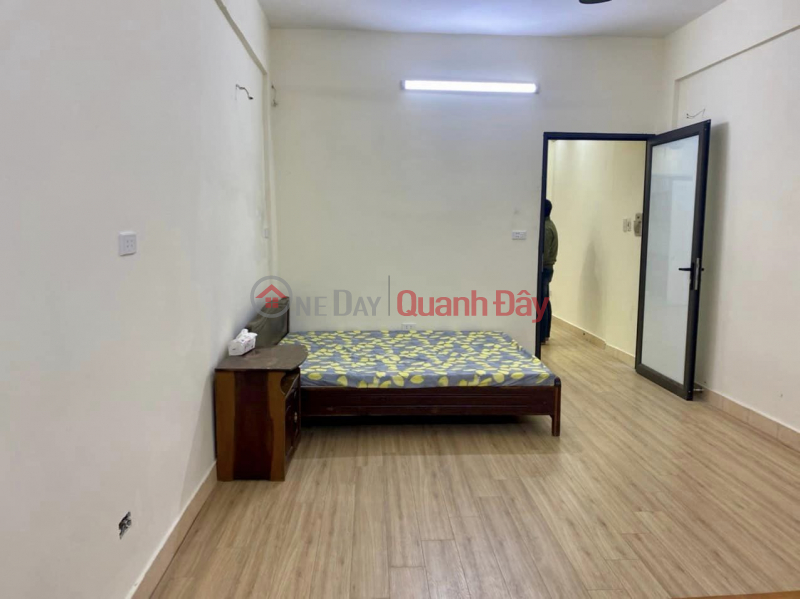 House for sale on a large street in the center of Dong Da district, 130m2, 2 floors, 4m area, asking price 22 billion, negotiable. | Vietnam, Sales đ 22 Billion