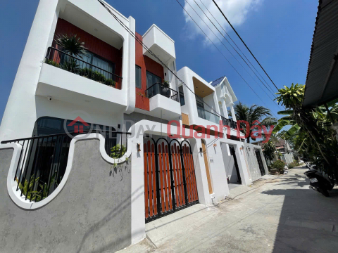 BÁN CĂN NHÀ MỚI XÂY HOÀN CÔNG FULL NỘI THẤT- TRUNG TÂM XÃ DIÊN TOÀN GIÁ CHỈ 2TY2 _0