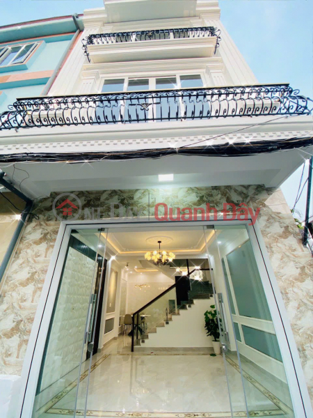 3-storey house for rent 40 M car door to door Price 7 million Dang Hai Hai An Rental Listings