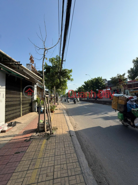 đ 8.95 Billion | BEAUTIFUL HOUSE – GOOD PRICE – OWNER NEEDS TO SELL HOUSE in Ba Diem Commune, Hoc Mon District, Ho Chi Minh City