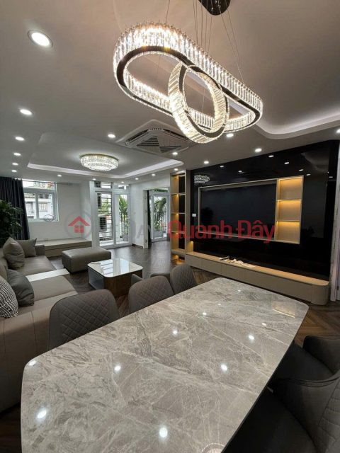 HIẾM CÓChung cư Liễu Giai - Đội Cấn 90m2- 3PN Nội thất xịn sò, 8.68 tỷ Ba Đình _0