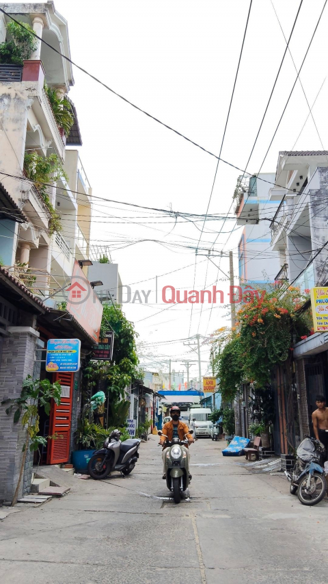 Beautiful house on Go Xoai Street, alley accessible by car, 56m2, over 5 billion VND (negotiable). _0