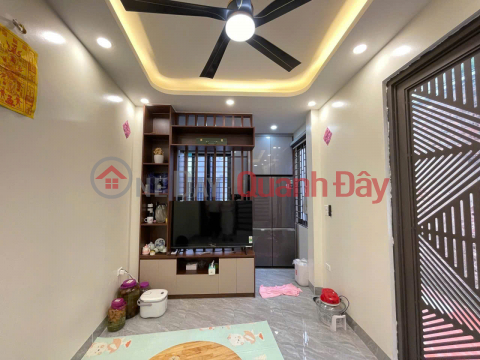 RARE OPPORTUNITY! 32m² – 5 FLOORS – NEAR DONG DINH MARKET – EXTREMELY AFFORDABLE PRICE! _0