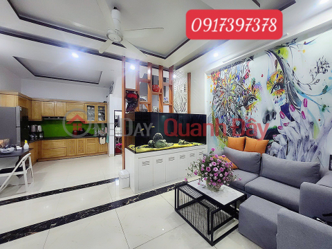 OWNER NEEDS TO SELL QUICKLY 3-STORY HOUSE, Tran Nguyen Han Lane, Hai Phong _0