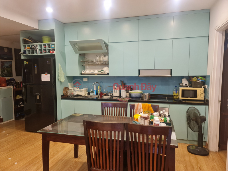 The owner urgently sells the corner apartment at 102 Thai Thinh, Dong Da 114.4m, 3 bedrooms, 4.7 billion VND Sales Listings