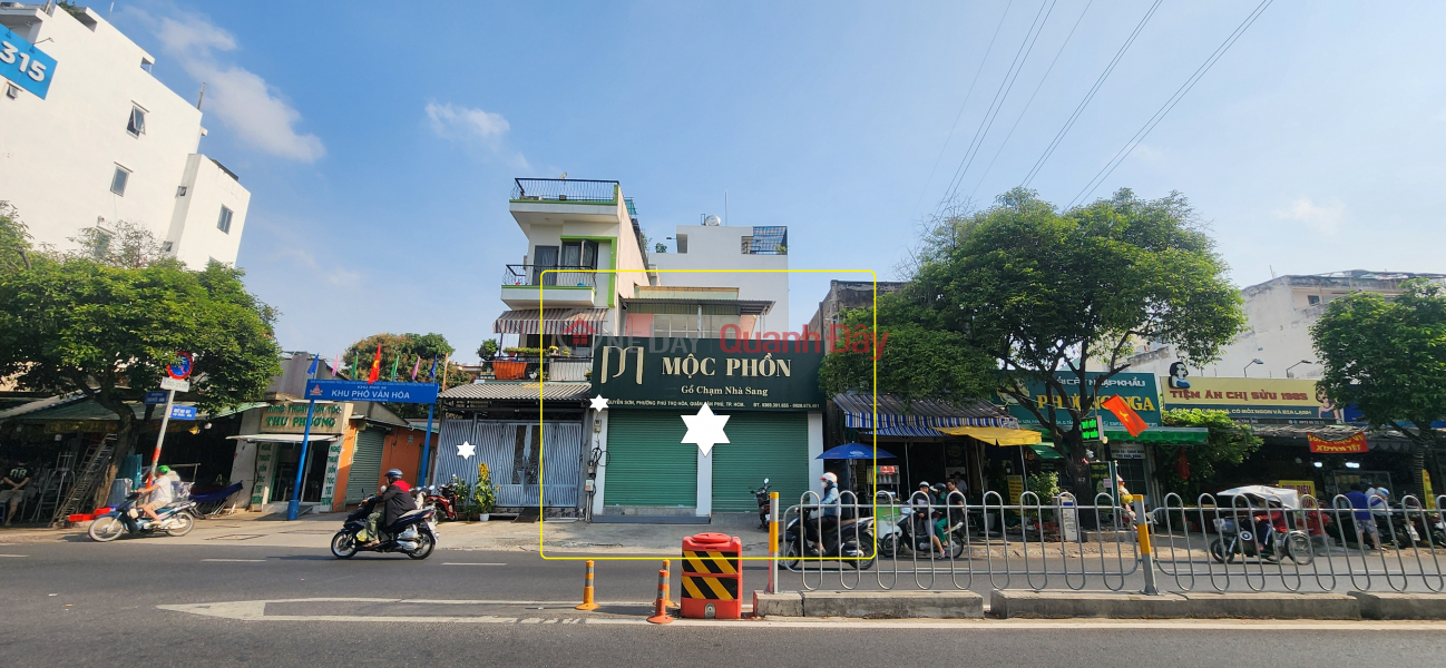 House for rent on Nguyen Son street, Tan Phu district, 154m², 2 floors, large frontage of 7m - next to apartment building. Rental Listings