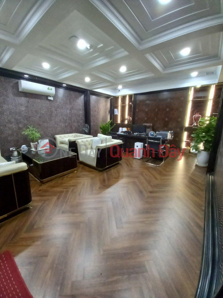 Property Search Vietnam | OneDay | Residential Rental Listings BEAUTIFUL OFFICE - GOOD PRICE - 130m2 Office for Rent on Hoang Quoc Viet Street