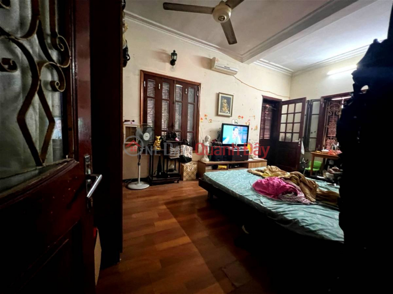 Property Search Vietnam | OneDay | Residential | Sales Listings | Selling Hoang Ngan Townhouse in Cau Giay District. 140m Frontage 8m Approximately 17 Billion. Commitment to Real Photos Accurate Description. Owner