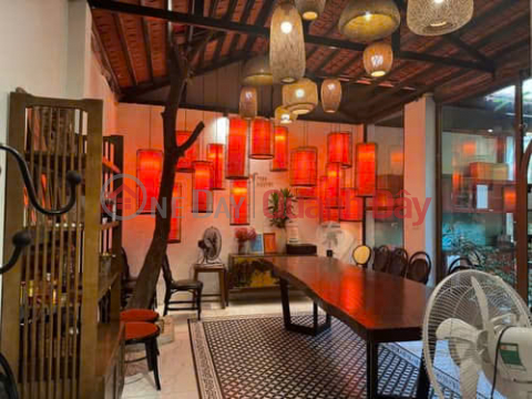 Nhà Hoàng Hoa Thám 190m 3 tầng MT 14m ngõ thông đang cho thuê giá 48 tỷ _0