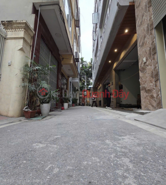 Beautiful new house in a subdivided area - car parking available. Nguyen Van Cu Street, 60 m2, 7 floors, 21 billion VND, Long Bien District, Hanoi. | Vietnam | Sales, đ 21 Billion