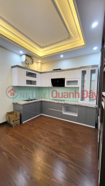 Property Search Vietnam | OneDay | Nhà ở, Niêm yết bán, Bán nhà 40m x 5T Nguyễn Văn Cừ gần Plaschem giá chỉ nhỉnh 3 tỷ TL. LH: 0936123469