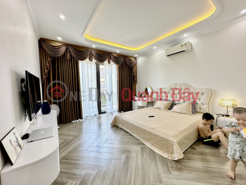 Selling a newly built house of 90m2 at 193 Van Cao at a shocking price _0