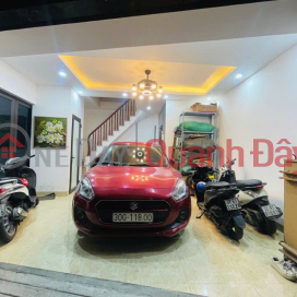 Bán nhà 6 tầng đường Láng, Q. Đống Đa, lô góc, 3 thoáng, ngõ thông, ô tô vào nhà, 46m2, MT 5.5m, giá chỉ 14 _0