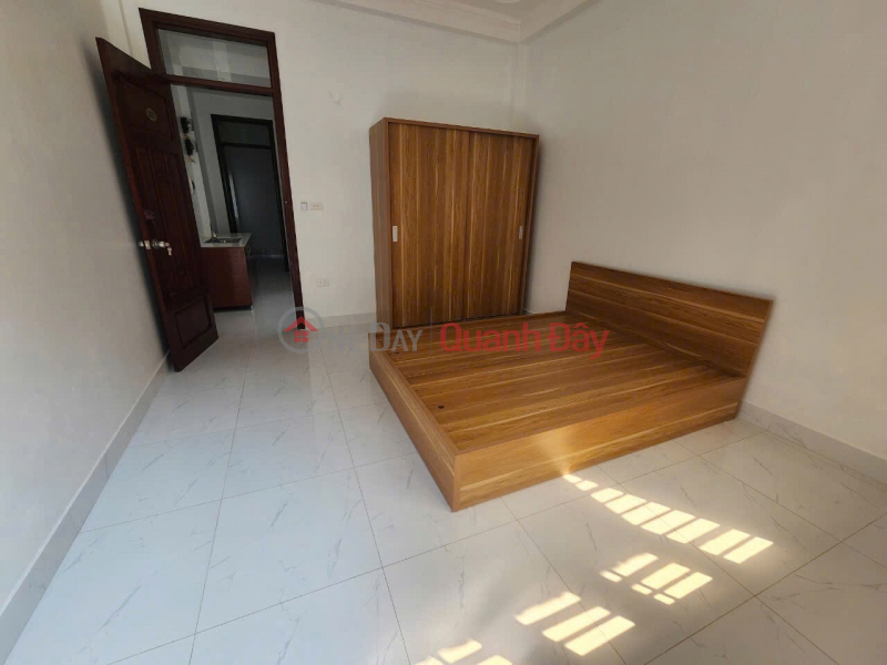 đ 11.5 Billion I am the owner and need to sell a house in Minh Khai - Hoang Mai District - 8 rooms fully furnished