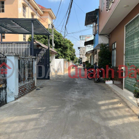 OWNER NEEDS TO SELL A HOUSE IN THE ALLEY RIGHT IN THE CITY CENTER 14\/3 Pham Van Dong, Hoa Lu Ward, Pleiku City - Gialai _0