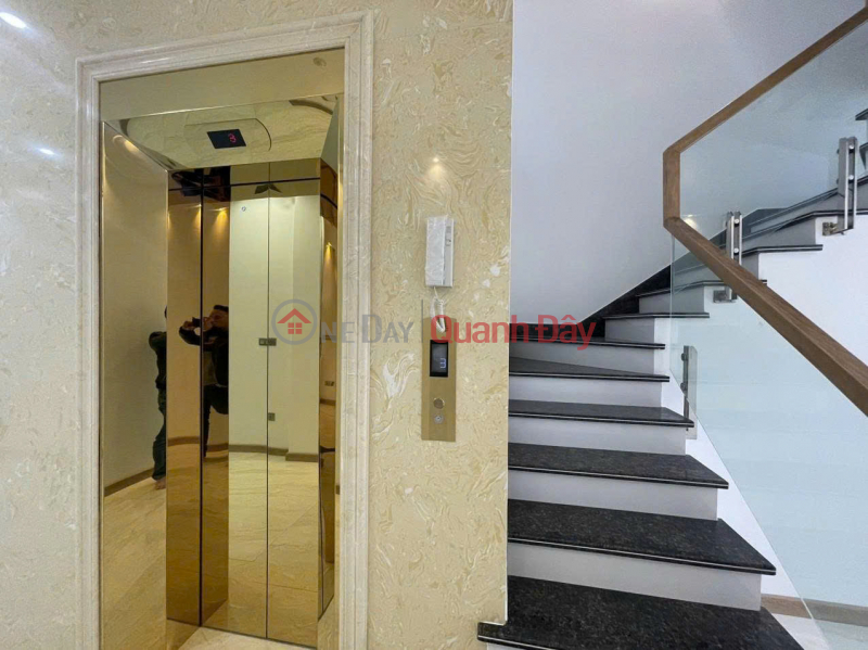 Property Search Vietnam | OneDay | Nhà ở | Niêm yết bán, Nhà mặt đường Khúc Thừa Dụ, 72m 4 tầng, Thang Máy, đẹp như mới, Giá 8.4 tỉ