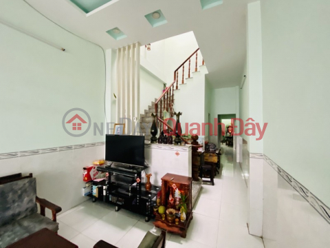 House for sale on Tan Thoi Nhat street 01, District 12, 73m2, 3 bedrooms, price 3 billion 9 TL. _0