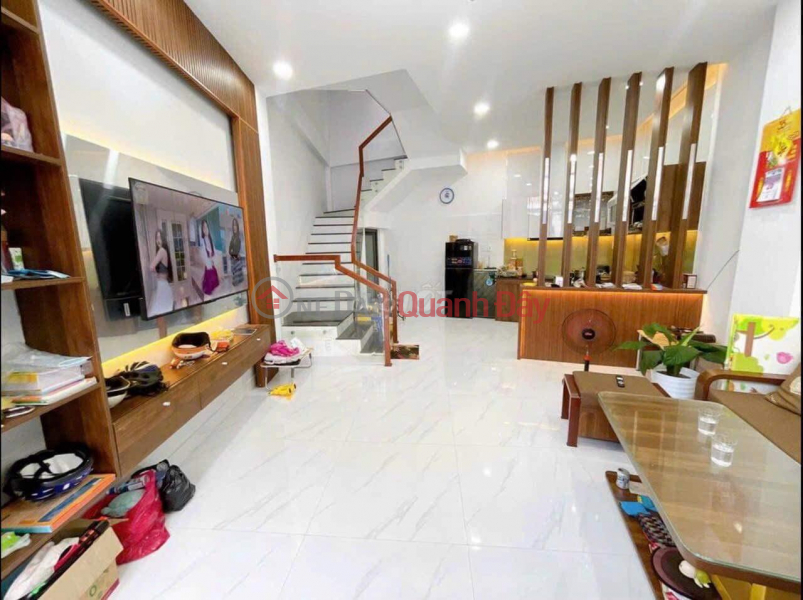 3-storey house for sale in Nui Thanh - Near Main Street - fast selling price during the week Sales Listings