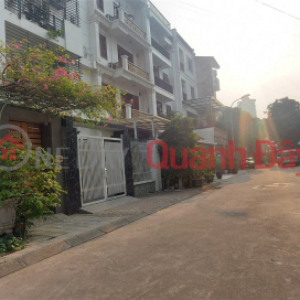 Townhouse for sale on Phu Thuong Street, Tay Ho District. 120m Frontage 6.5m Approximately 20 Billion. Commitment to Real Photos Accurate Description. _0