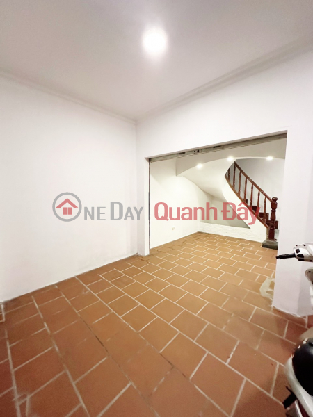 Whole house for rent in Hoa Bang, 70m2 x 4 floors, 5 bedrooms, available immediately Rental Listings