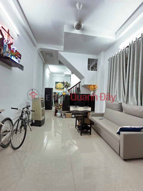 BÁN NHÀ 4 TẦNG SỔ HOÀN CÔNG CÁCH ĐƯỜNG CHÍNH NGUYỄN HỮU HUÂN 15m _0