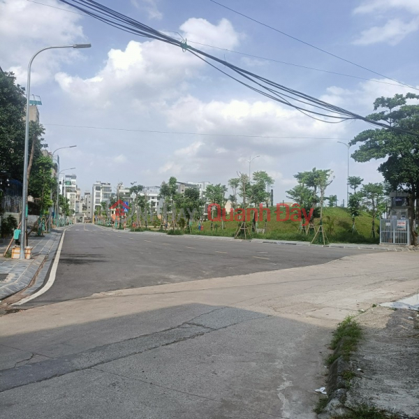 Property Search Vietnam | OneDay | Residential Sales Listings, NGOC THUY RARE LAND, WIDE FACILITIES, RED-DOOR CAR, NGO THROUGH, NEAR THE PARK,