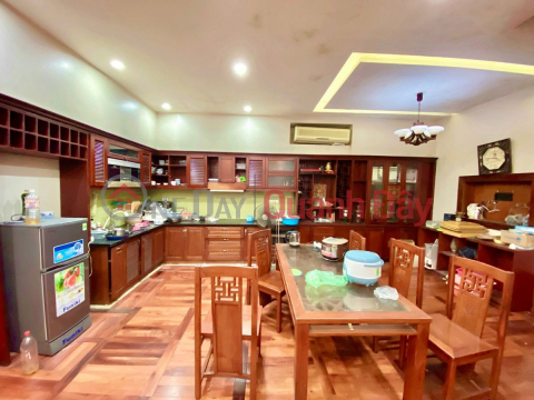 House for sale in Hoang Sam, Cau Giay, 121m2 x 4T, MT6m, 28 billion _0