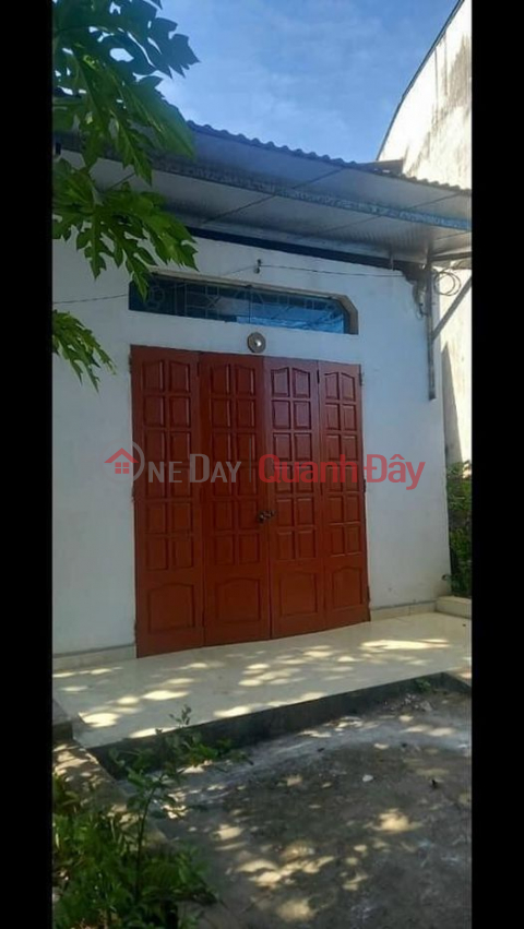 House for sale in c4 Quan Trieu ward, 300m away from red and green 5 intersection _0