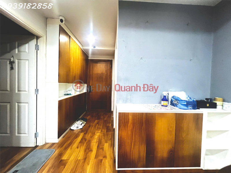 đ 2.85 Billion | OWNER WANTS TO SELL APARTMENT IN BLOCK A0 – 6TH FLOOR WITH BALCONY – EHOME 3 APARTMENT COMPLEX